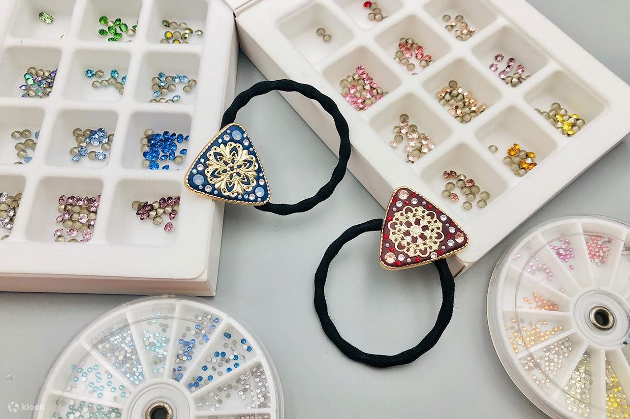 ยางรัดผมประดับดอกไม้คริสตัล